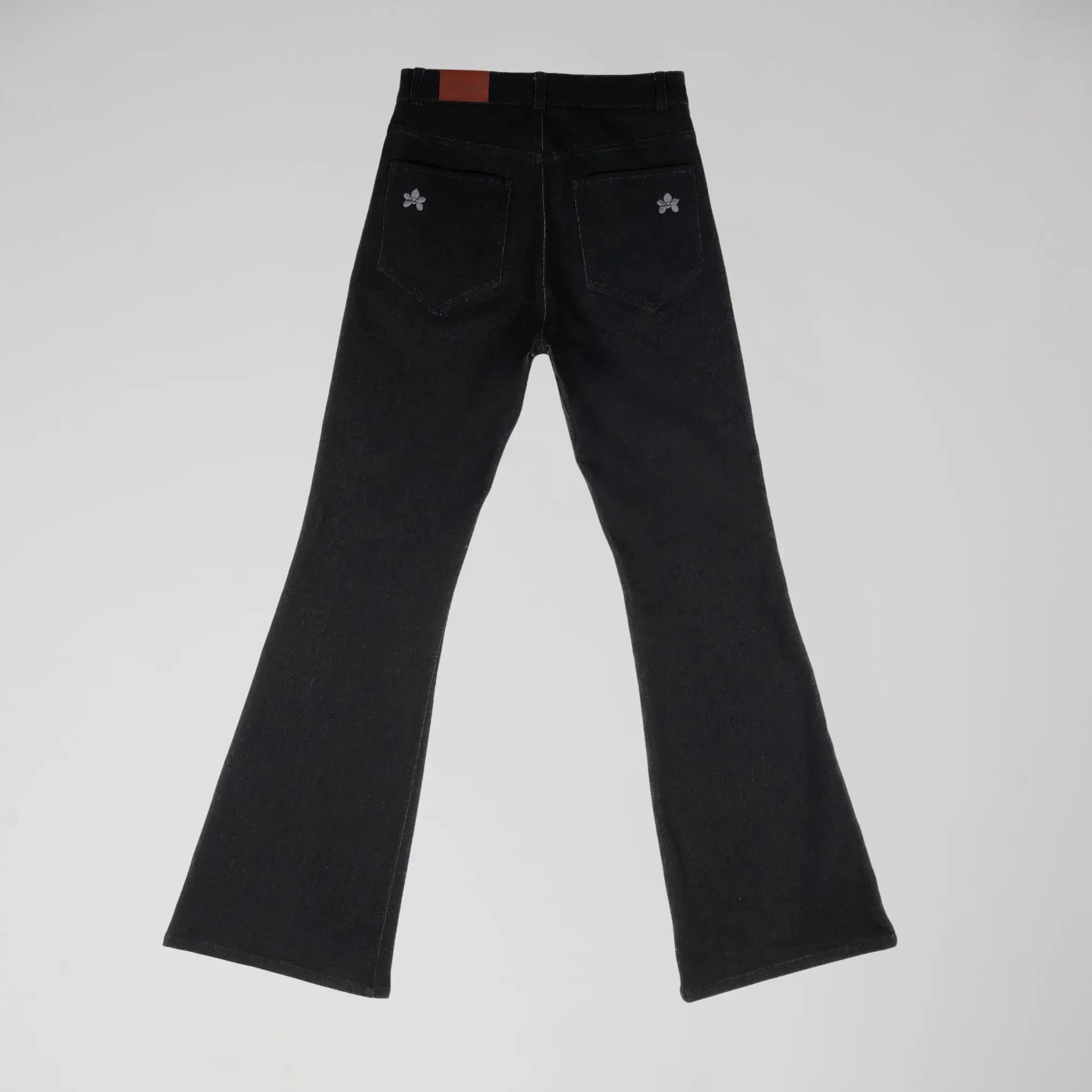 Jean Evasé Noir avec Broderie Orchidée (Copie) Moda di Christine