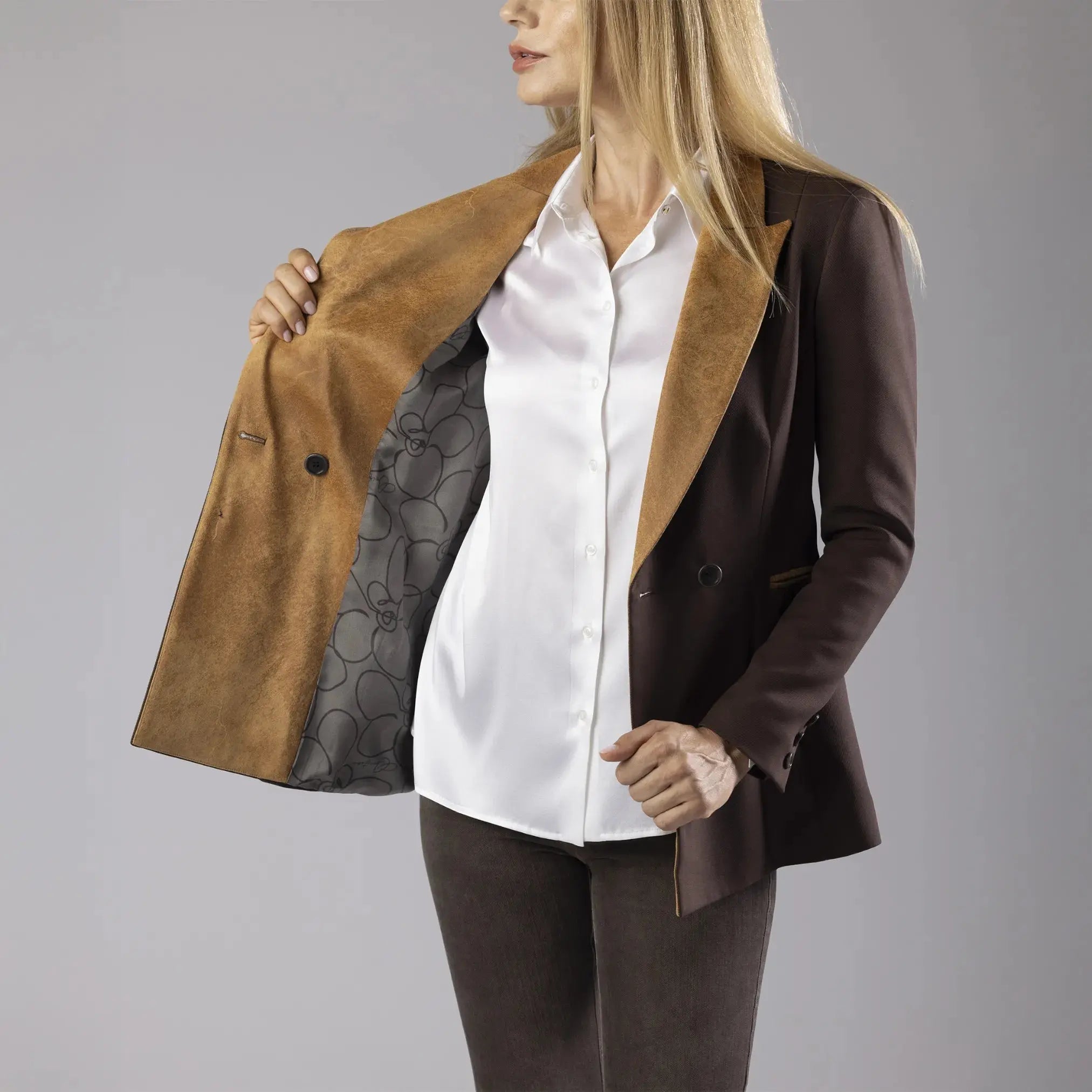Veste Marron Croisée avec Col en Suède Moda di Christine