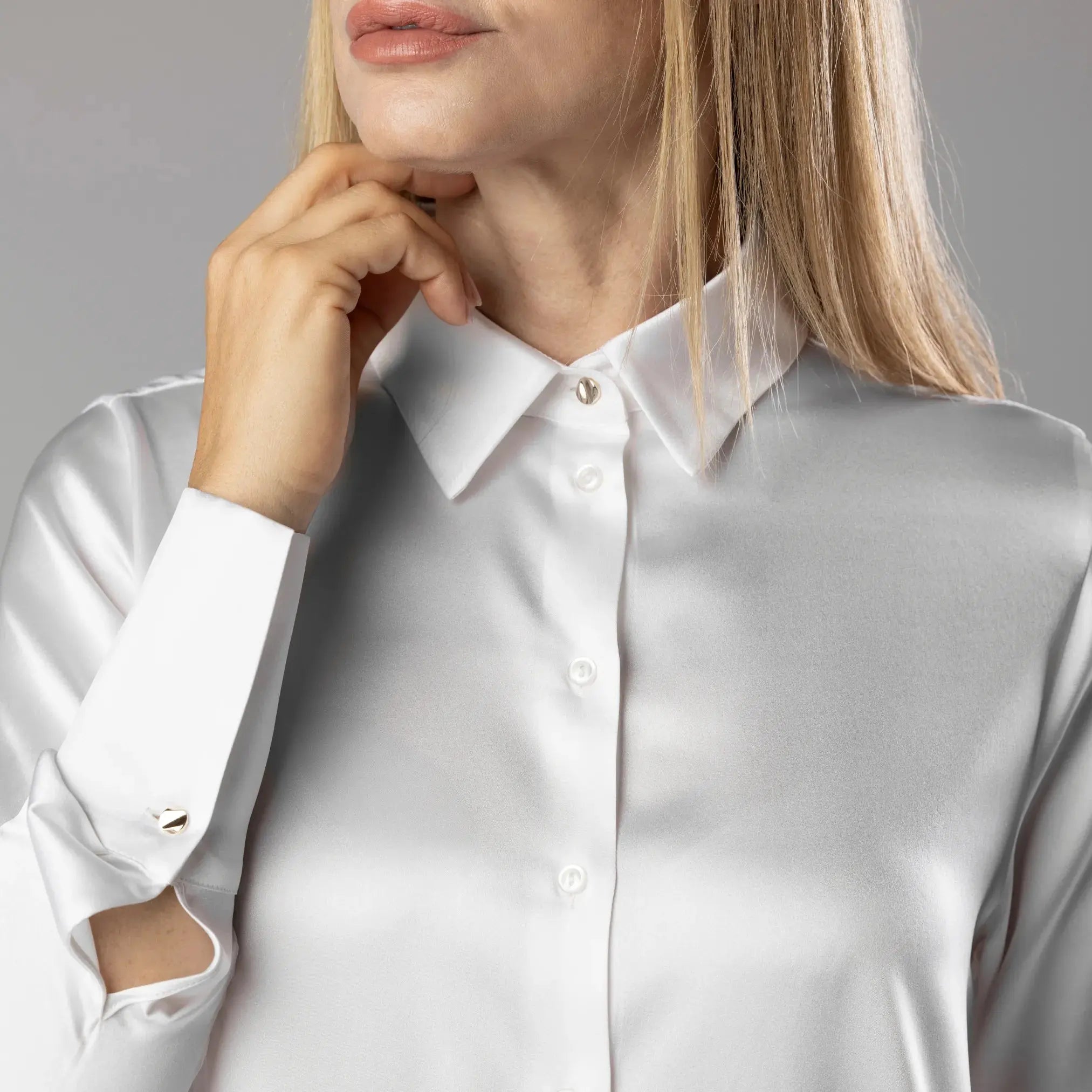 Chemise en Soie Blanc avec Boutons Moda di Christine