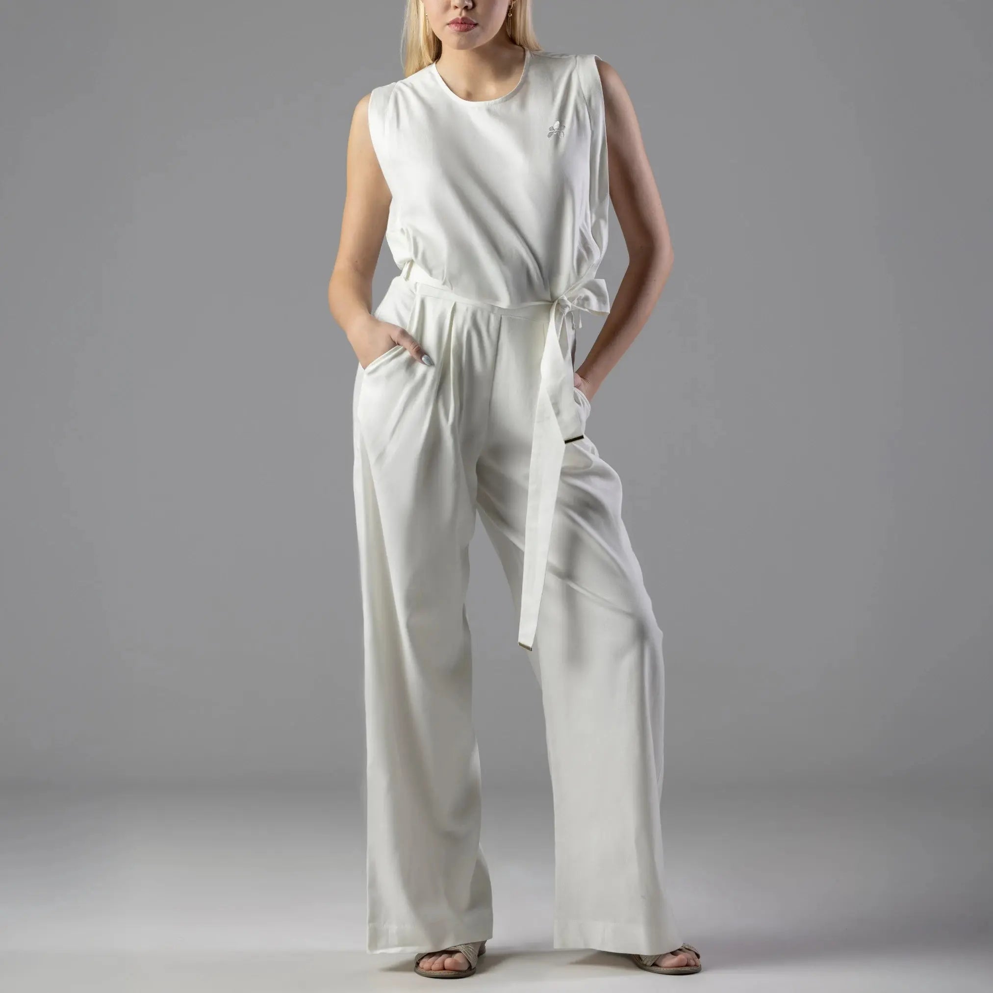 Combinaison Longue Blanche Ceinturée Moda di Christine