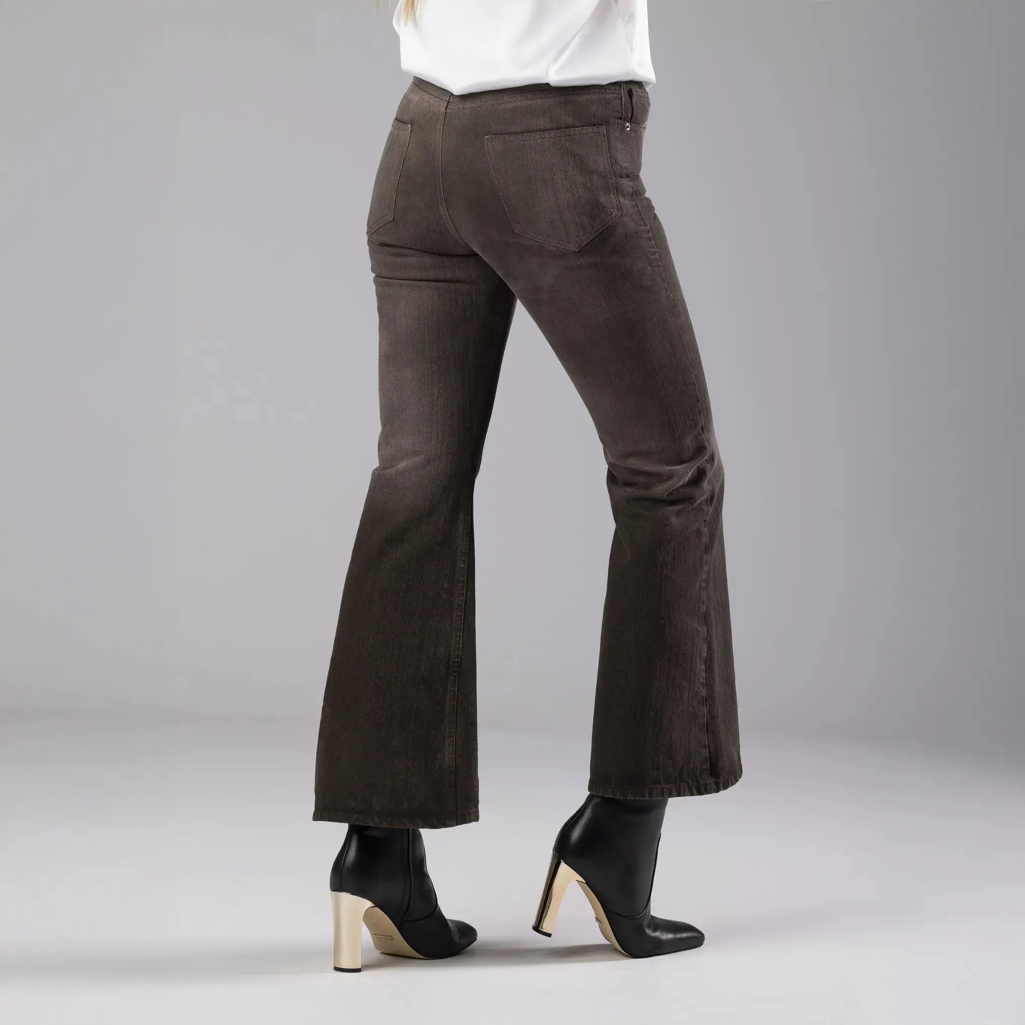 Jean Evasé en Coton Brun avec Broderie Orchidée Moda di Christine