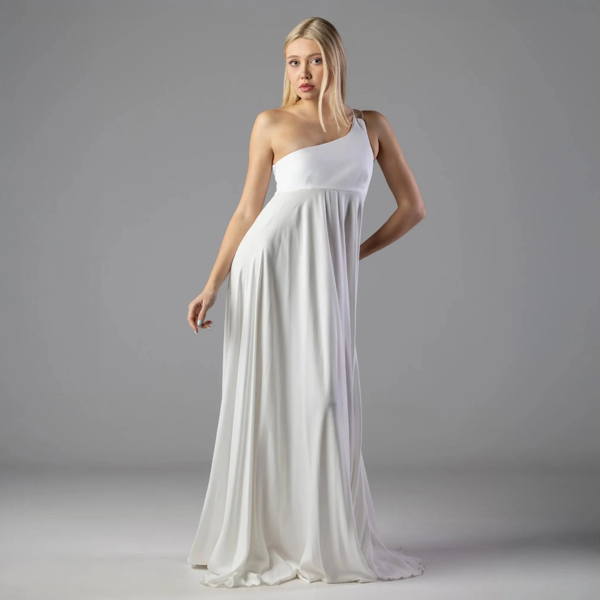 Robe Longue Blanche Asymétrique Moda di Christine