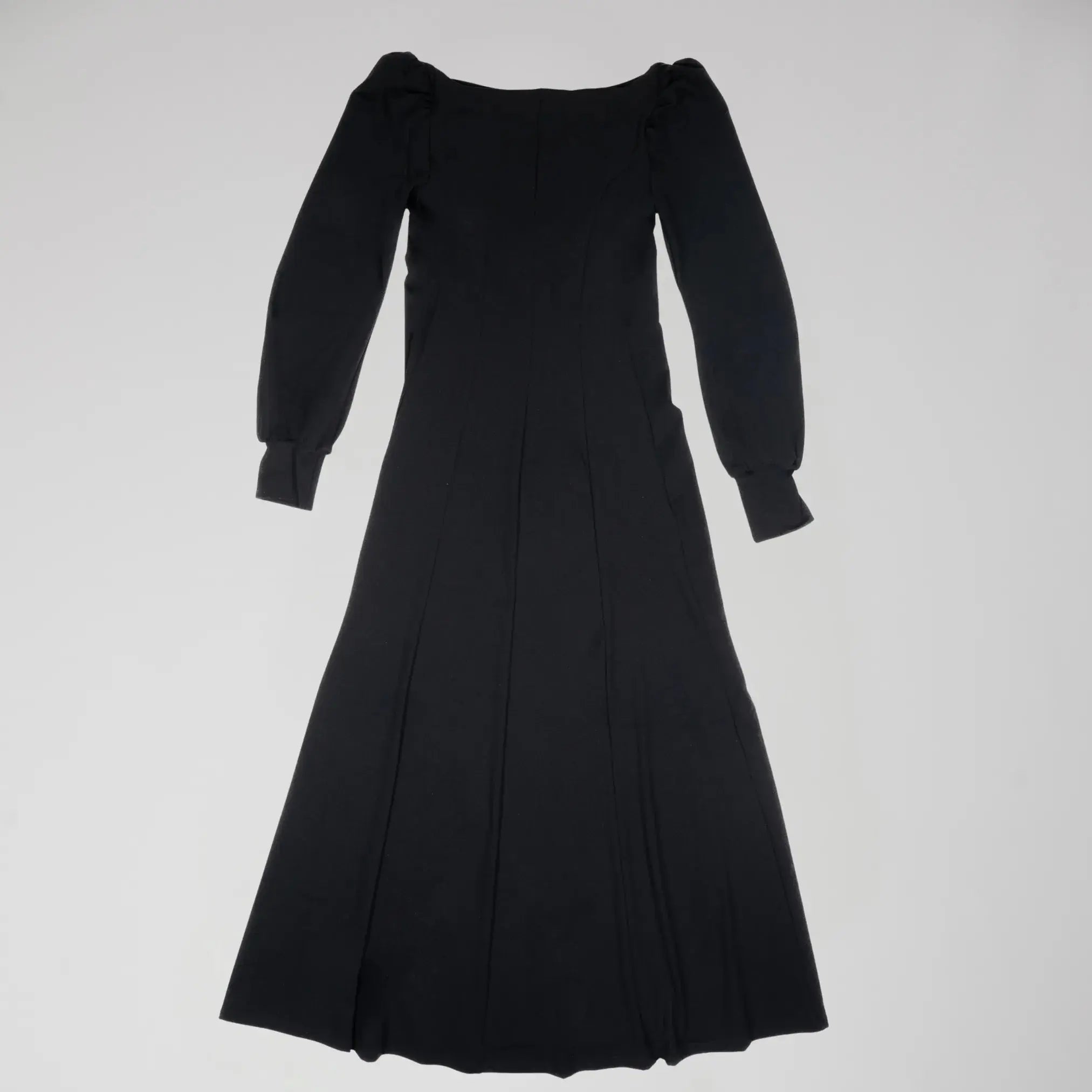 Robe Longue Noire avec Fente Latérale Moda di Christine
